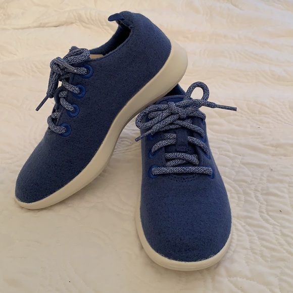 Allbirds Women’s Wool Runners Shoes - Picture 9 of 9